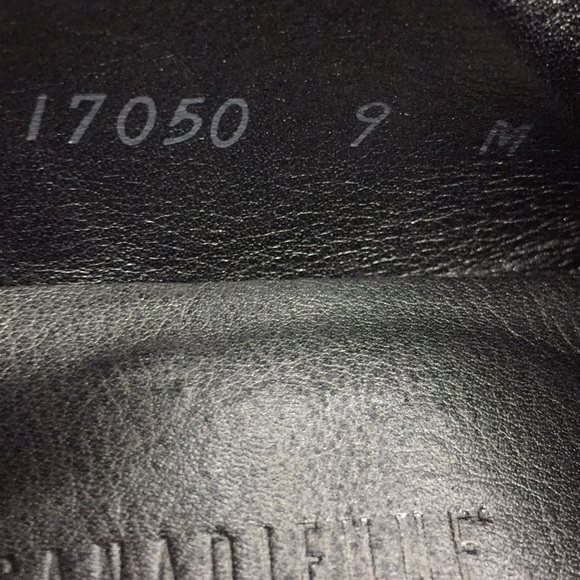 La Canadienne Waterproof Brown Suede Pumps 9M - Picture 5 of 8